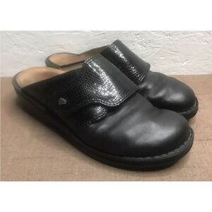 Finn Comfort Amalfi Women's Clogs Black Leather Snake Print Size 7.5D EU 38D